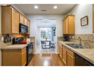 Photo #3: 24521830 Listing 