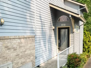 Photo #5: 24522307 Listing