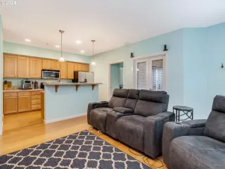 Photo #2: 24523011 Listing 