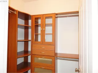 Photo #2: 24523836 Listing