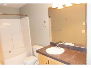 Photo #3: 24523836 Listing