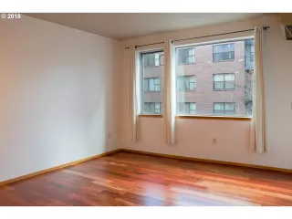 Photo #1: 24524143 Listing