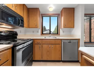 Photo #4: 24524242 Listing