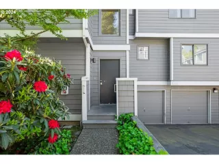 Photo #4: 24524723 Listing