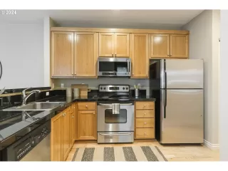 Photo #1: 24525375 Listing 