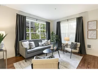 Photo #5: 24525375 Listing 