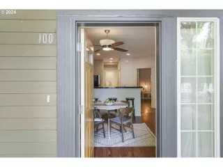 Photo #6: 24525375 Listing 