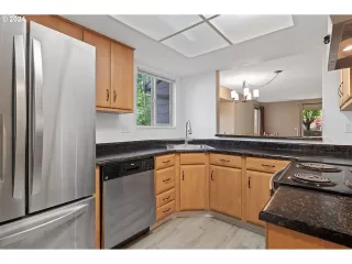 Photo #2: 24526588 Listing 