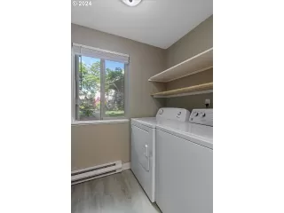 Photo #5: 24526588 Listing 