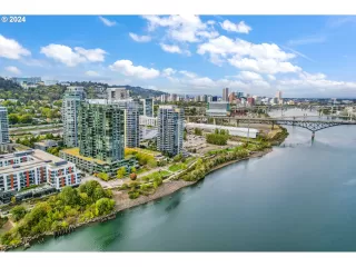 Photo #1: 24526805 Listing