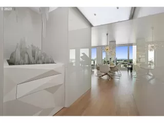 Photo #3: 24529622 Listing