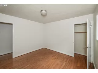 Photo #6: 24530200 Listing 