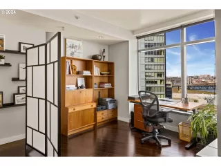 Photo #6: 24530422 Listing