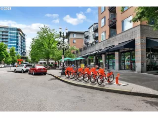 Photo #2: 24530924 Listing 