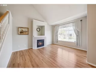 Photo #3: 24530948 Listing