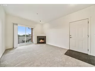 Photo #3: 24531528 Listing