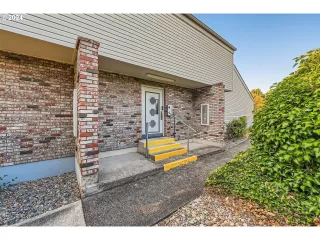 Photo #2: 24531648 Listing