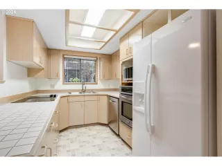 Photo #6: 24531696 Listing 