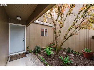 Photo #1: 24532087 Listing 