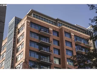 Photo #6: 24532784 Listing 