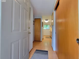 Photo #1: 24533320 Listing 