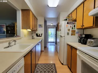 Photo #3: 24533320 Listing 