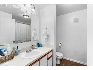 Photo #1: 24533804 Listing