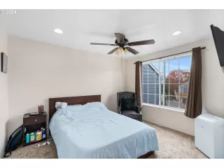 Photo #2: 24533804 Listing