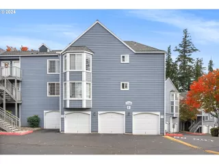 Photo #4: 24533804 Listing