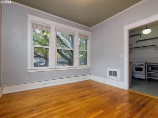 Photo #5: 24534694 Listing 