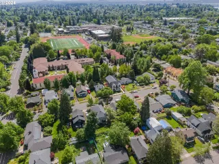Photo #2: 24535142 Listing