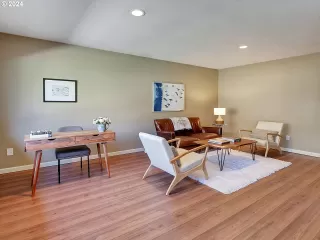 Photo #2: 24537614 Listing