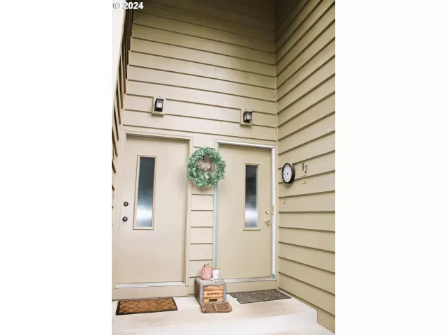 MLS: 24540868 Condo For Sale