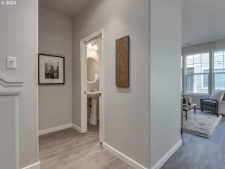 Photo #2: 24541271 Listing