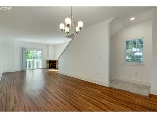 Photo #4: 24543793 Listing 