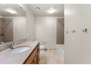 Photo #5: 24544263 Listing 