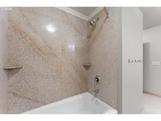 Photo #6: 24544263 Listing 