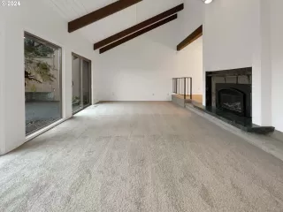 Photo #2: 24545350 Listing