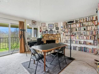 Photo #1: 24545578 Listing 