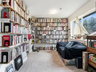 Photo #4: 24545578 Listing 