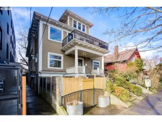 Photo #4: 24545910 Listing 