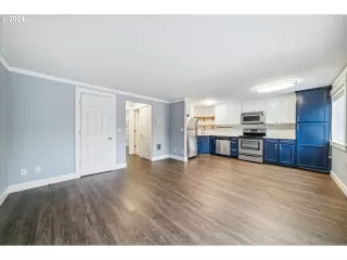 Click for more information on MLS # 24545967 : 7112 N RICHMOND AVE 2 More Details about MLS # 24545967 : 7112 N RICHMOND AVE 2
