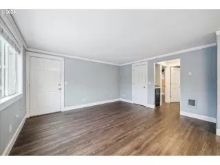 Photo #1: 24545967 Listing