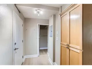 Photo #2: 24547227 Listing 