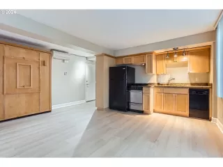 Photo #3: 24547227 Listing 