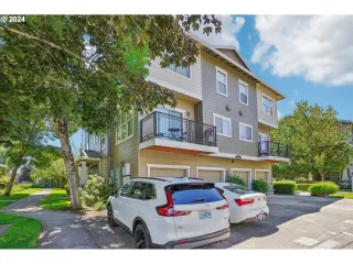 Photo #2: 24547962 Listing