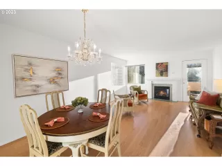 Photo #2: 24548355 Listing 