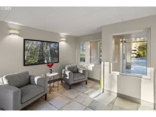 Photo #3: 24548355 Listing 