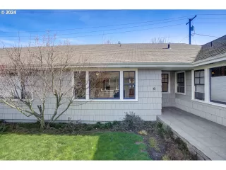 Photo #2: 24549346 Listing 