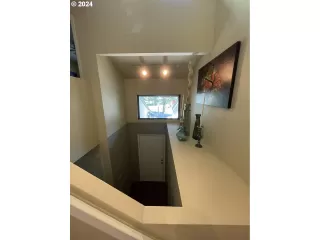 Photo #3: 24549963 Listing